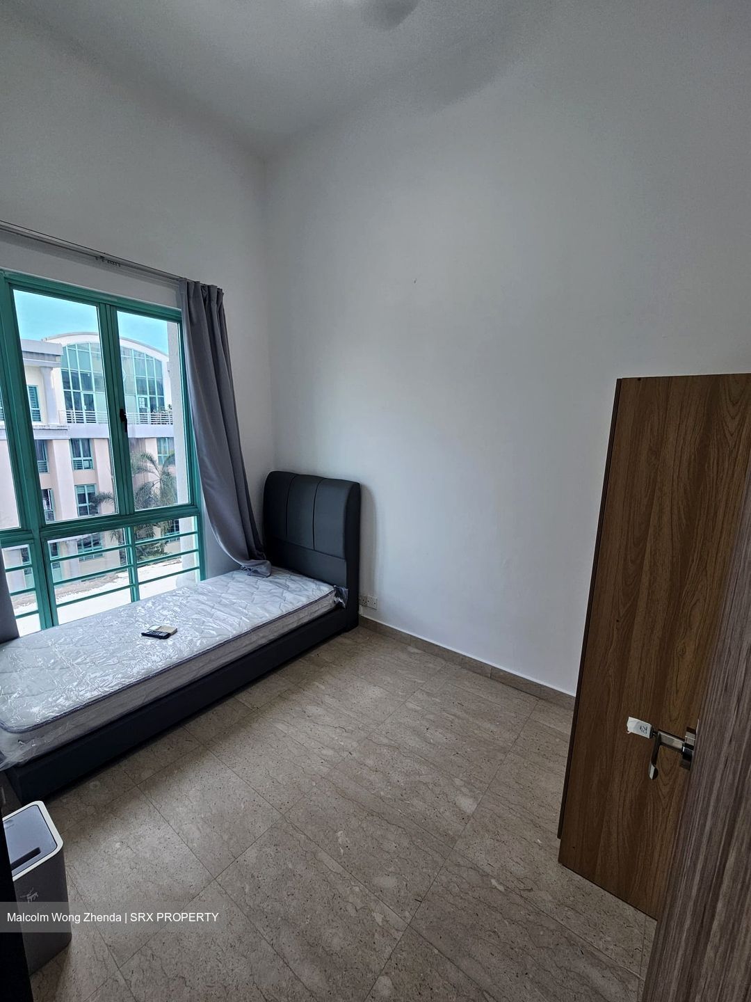 Hazel Park Condominium (D23), Condominium #583989841